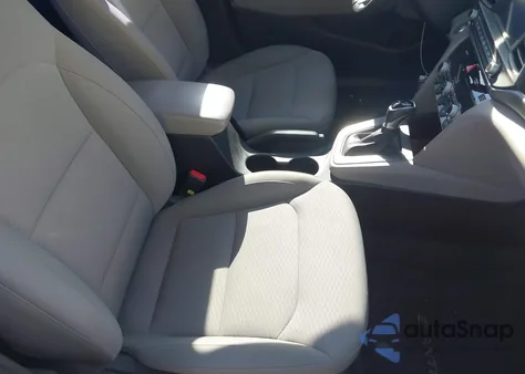 2019 Hyundai Elantra Value Edition z USA, uszkodzony, nr VIN KMHD84LF3KU806116